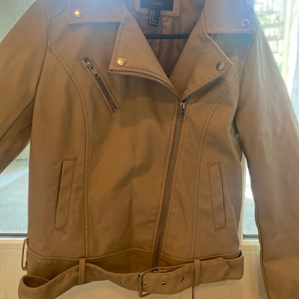 Leather jacket - Picture 2 of 5